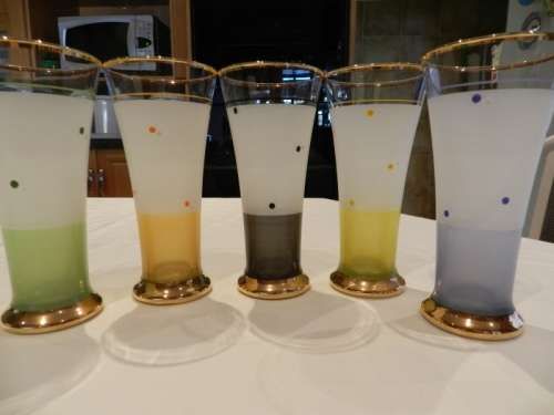 Vintage Hand Painted Frosted Glass Tumblers with Gold Rim. Circa 1960s.