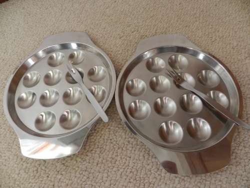 Vintage Stainless Steel Set of 2x round Escargot/Snail dishes with 2x two prong forks.