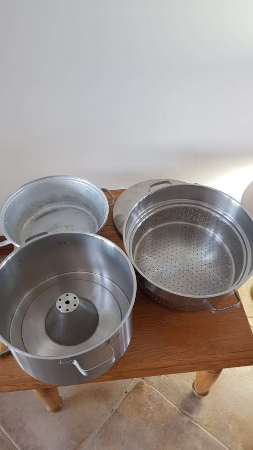 Fruit Steamer Saucepan combination. 4x piece set: