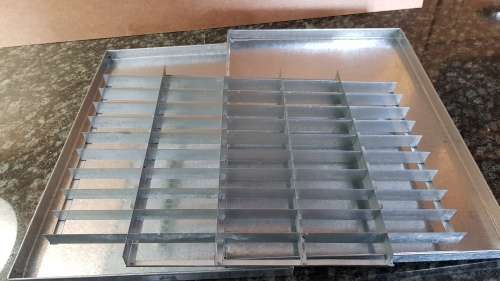 Rusk Aluminium Baking trays and cutter