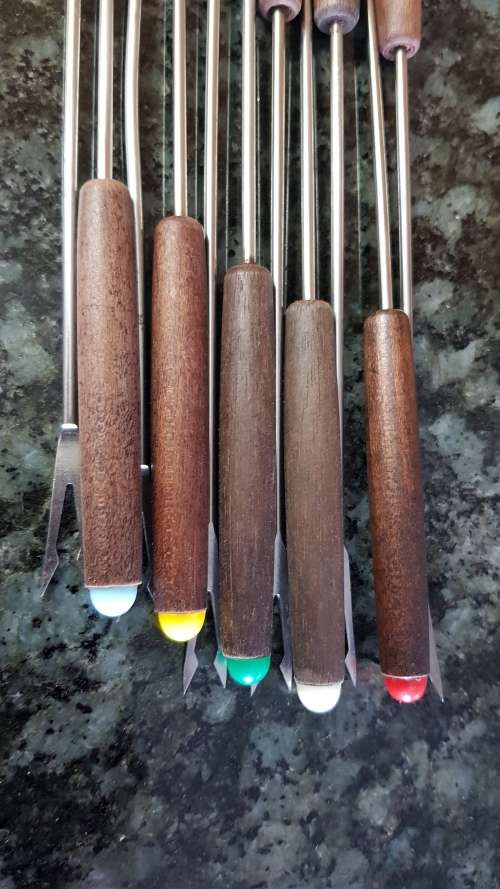 Fondue Forks. 11x Spare Fondue Forks, individually colour marked.