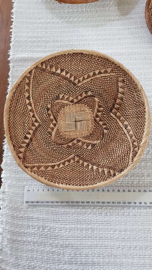African Binga baskets. Set of 3x baskets, handmade with natural materials.