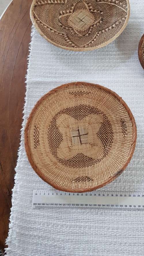 African Binga baskets. Set of 3x baskets, handmade with natural materials.