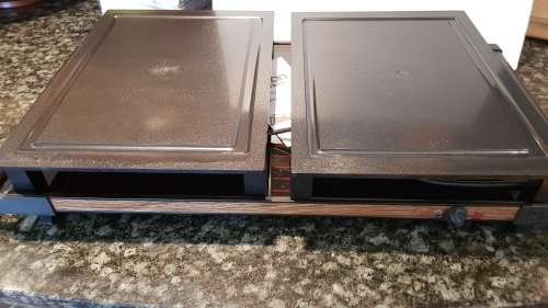 Salton Hot Tray.  Hot tray with two original Salton loose extender trays.