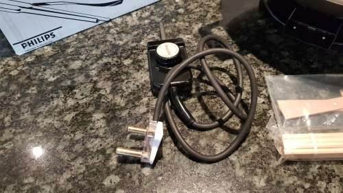 Philips Electrical Wok 1100W in original box.  Model No. HD4335,