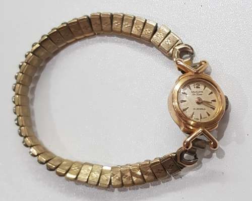 Vintage Ladies Gadeleys De Luxe mechanical hand wind wrist watch. c1960s.