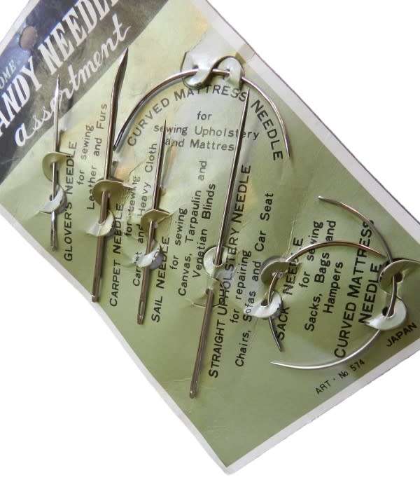 Vintage assortment of repair and upholstery needles. Carpet, upholstery, curved mattress, sail etc.