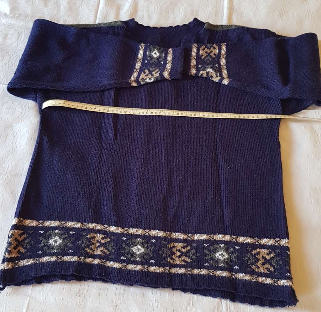 Ladies Blue Cardigan  Blue background with white/beige and green pattern and decorative five button