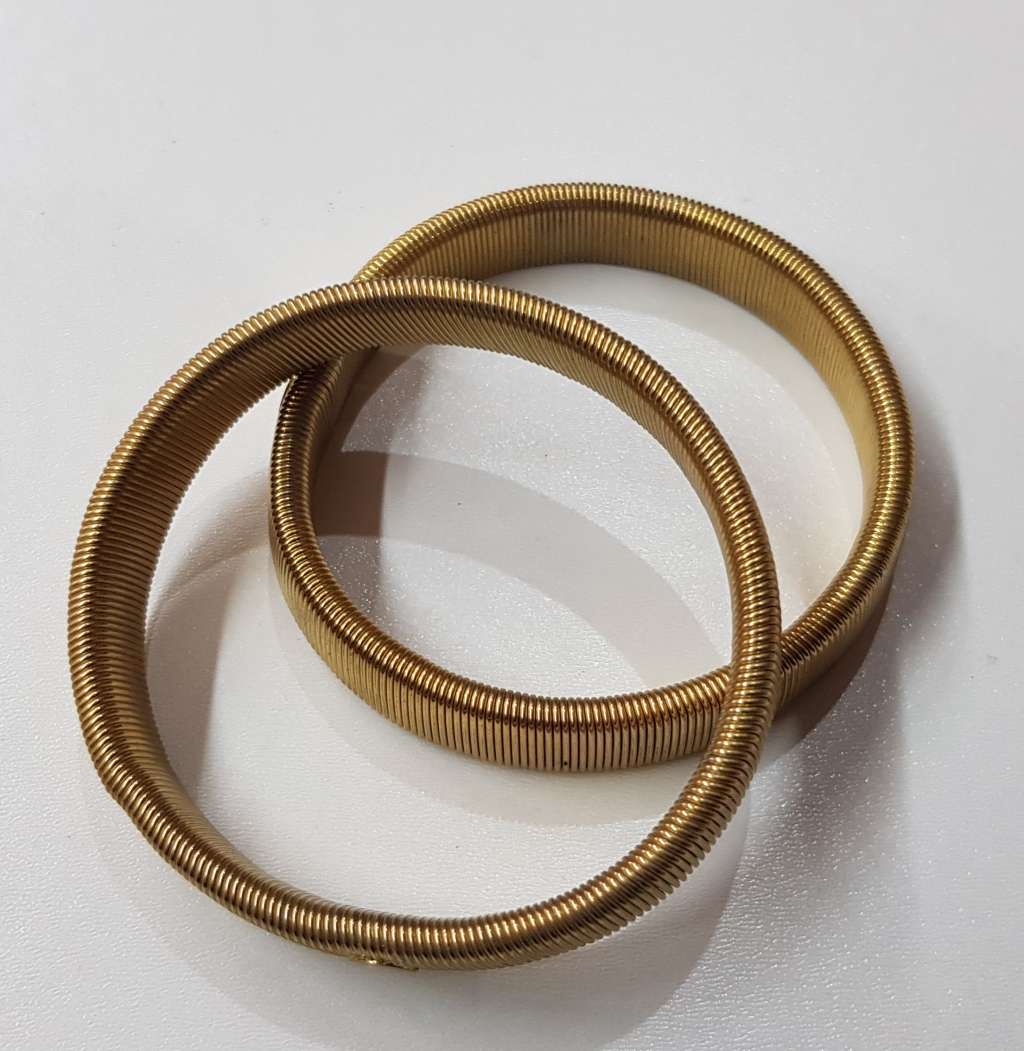 Vintage pair of metal Shirt Sleeve Garters for long sleeves.