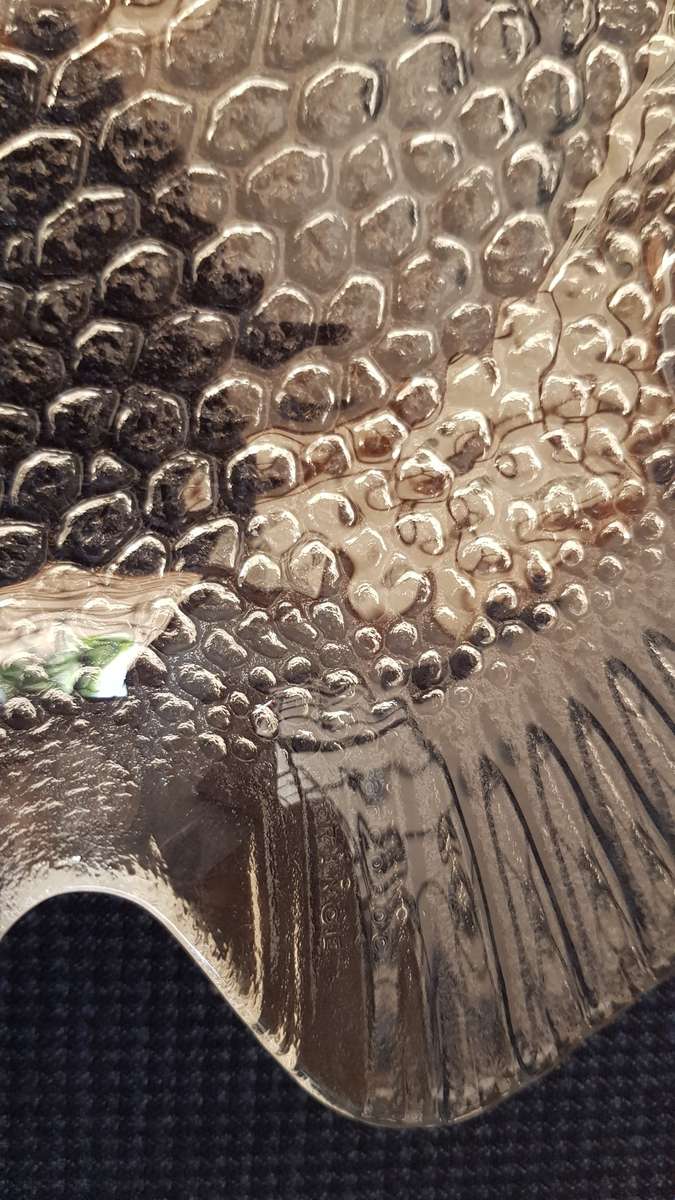 Glass Fish Design serving set. Arcoroc clear pressed glass art fish plates.