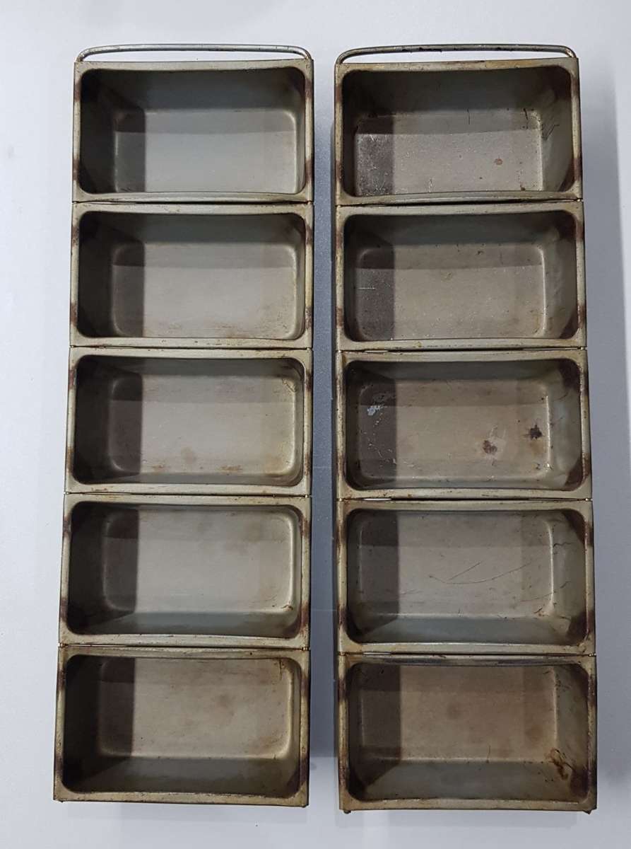 Vintage Set of 2x 5 division Galvanised Metal Mini Loaf baking pans.
