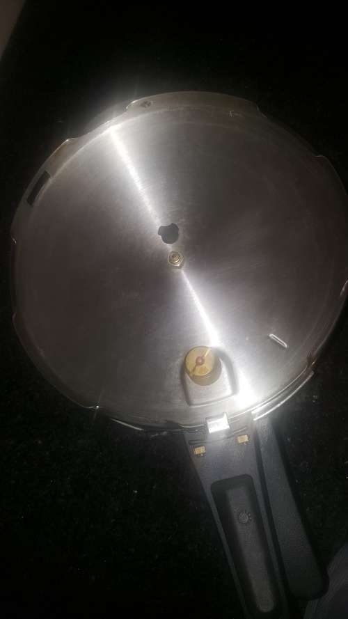 AMC Pressure Cooker