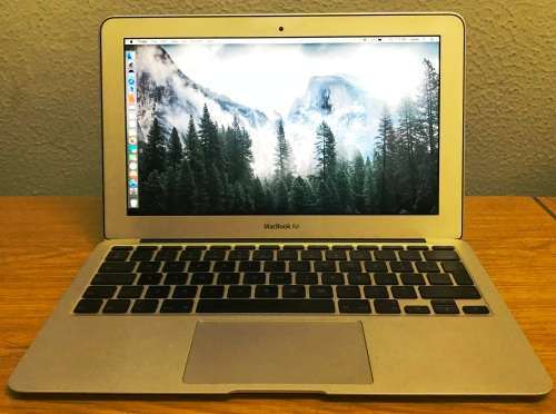 MacBook Air (11-inch, Late 2010)
