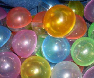 MULTI-COLOR CAPSULES (FILLED) READ LISTING.