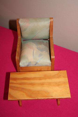 Barbie  Table with Chair