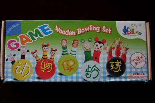 WOODEN BOWLING SET