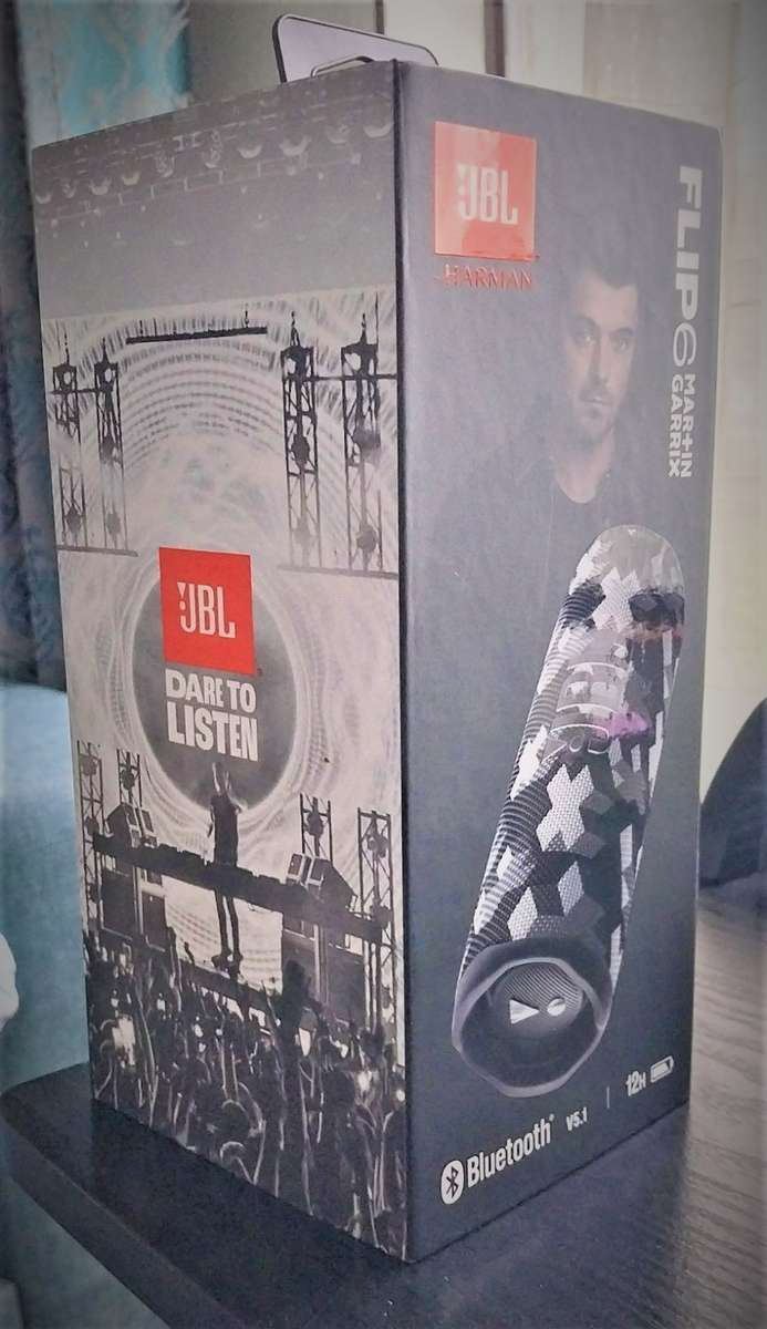 JBL Flip 6  Bluetooth Speaker - Martin Garrix edition (Brand new Sealed!!!)