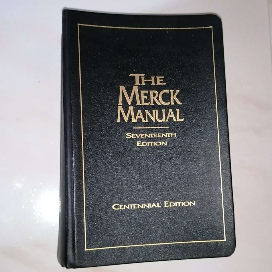 The MERCK Manual of Diagnosis and Therapy - 17th Edition - Centennial Edition