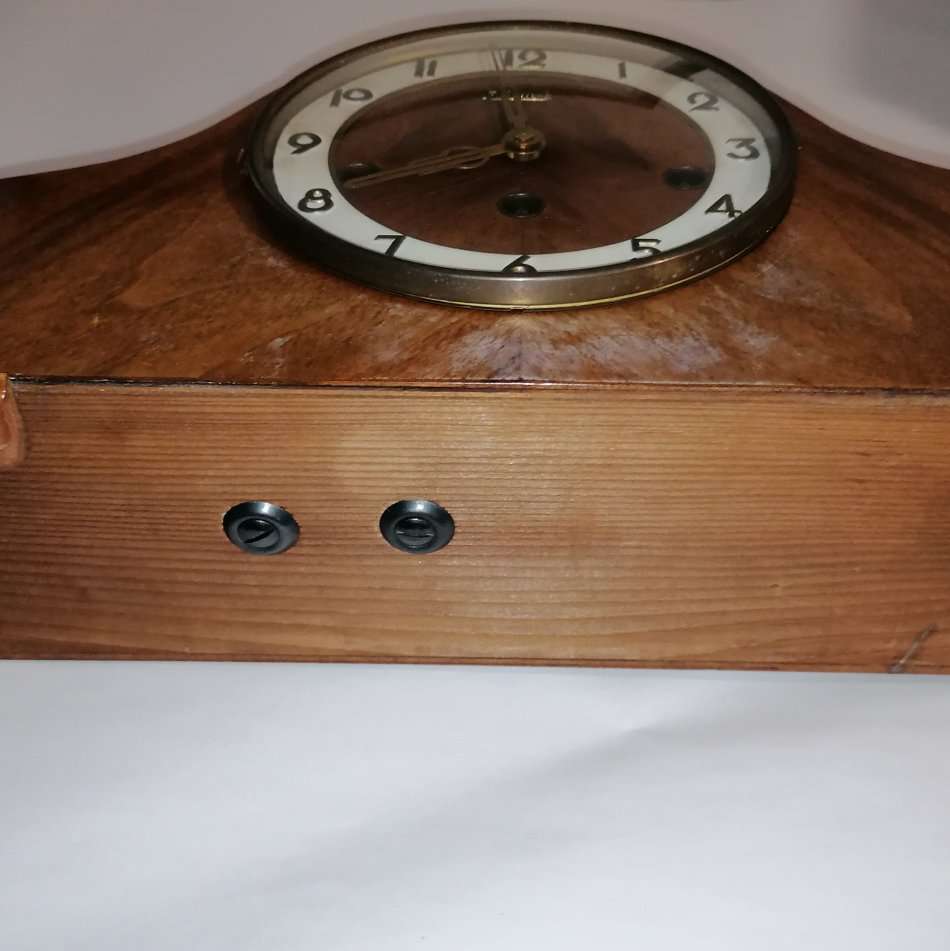 VINTAGE HERMLE 10 DAY MANTLE CLOCK - DESK CLOCK - FIREPLACE CLOCK - BEAUTIFUL CHIME - WORKING