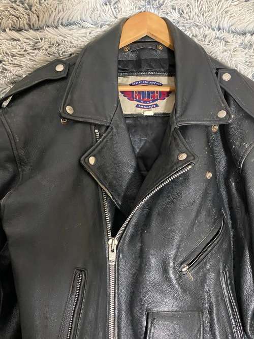 Men`s Leather Motorcycle Jacket