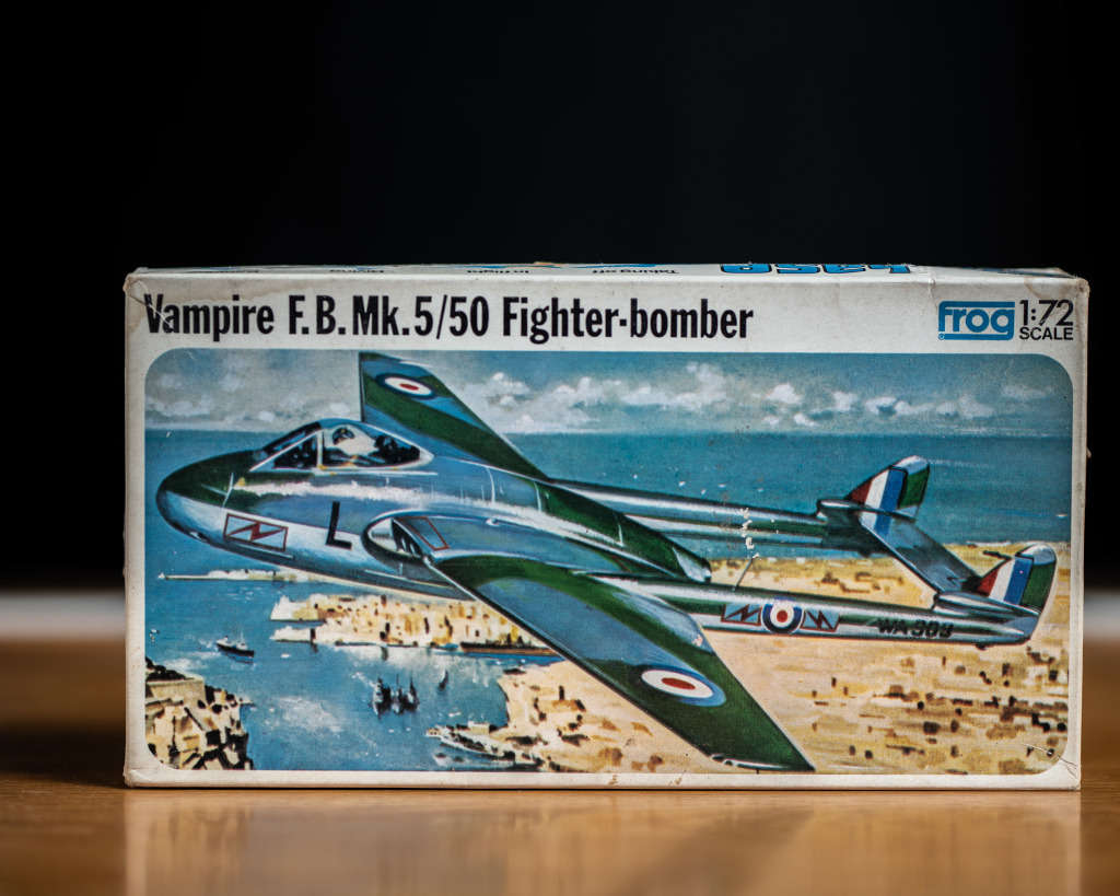 Vampire F.B.MK.5/50 Fighter bomber Frog 1:72