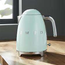 Retro Kettle in Blue,Cream,Black,Red