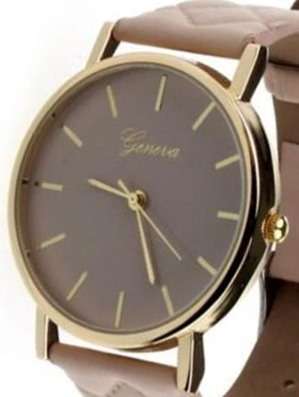 WOMAN GENEVA COFFIE FACED ANALOG QUARTZ WRIST WATCH WITH COFFIE QUILTED PU LEATHER STRAP