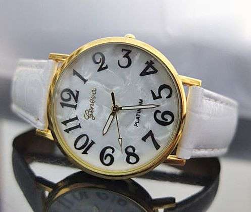 PRETTY WHITE MOTHER OF PEARL GENEVA PLATINUM ANALOG QUARTZ  WATCH WITH WHITE STRAP