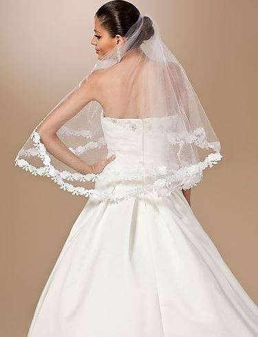 WHITE ELBOW LENGTH WEDDING BRIDE'S VEIL  WITH SMALL FLORAL APPLIQUE EDGING - NO COMB