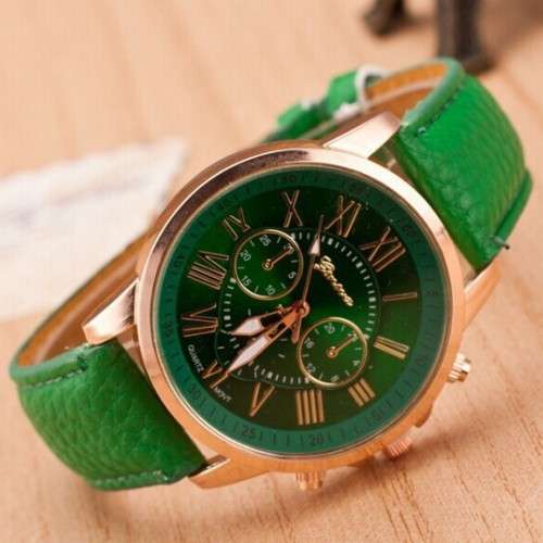 VOGUE WOMAN'S DEEP GREEN ROMAN NUMERALS ANALOG QUARTZ WRISTWATCH WITH FAUX LEATHER STRAP