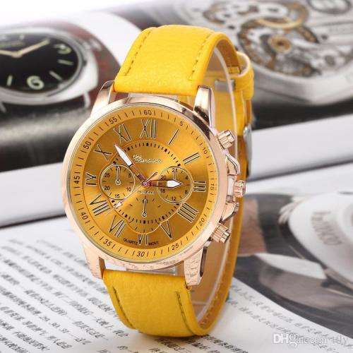 LUXURY ROSE GOLD YELLOW DIAL WITH ROMAN NUMERALS QUARTZ ANALOG LADIES STUNNING WATCH