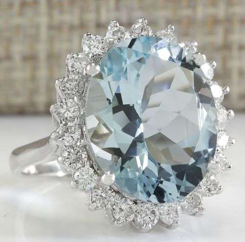 BEAUTIFUL BLUE TOPAZ CZ OVAL CUT RING HALLMARKED 925  - RING SIZE 10  ( R 3/4 )