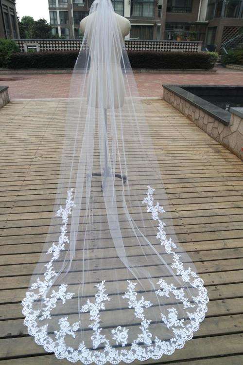 PREMIUM QUALITY LUXURIOUS  WHITE 3M 2 TIER BRIDAL WEDDING VEIL WITH COMB LACE APPLIQUE EDGE