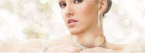 12 ROWS STUNNING RHINESTONE CRYSTALS SET IN A SILVER CHOKER  - 4 SIZES AVAILABLE