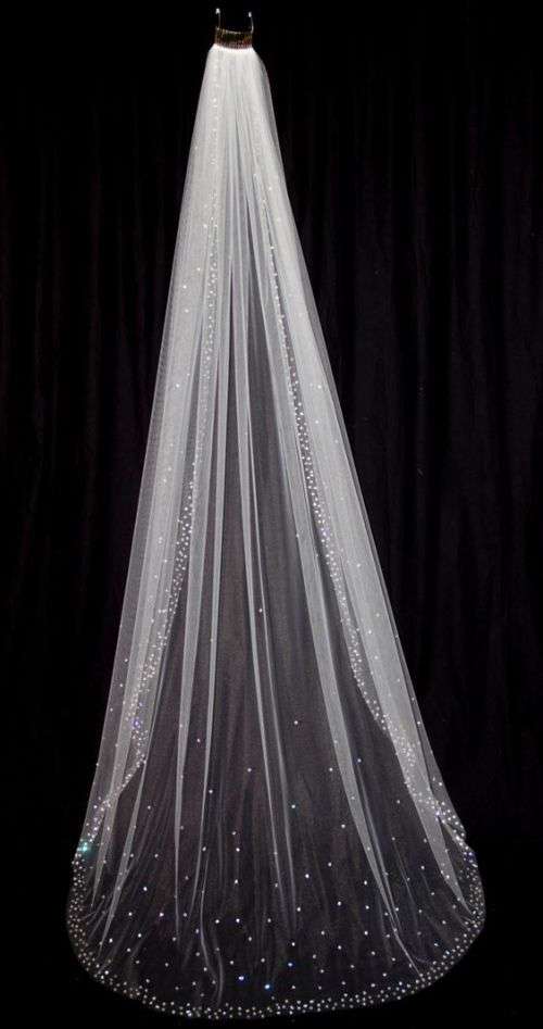 LUXURIOUSLY BEAUTIFULLY CRAFTED 2 TIER VEIL WITH BLUSHER-  3M IVORY  WITH CRYSTAL ELEMENTS