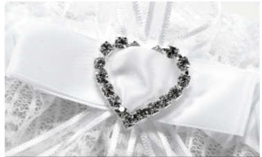 SALE!!!   HIGH QUALITY EXQUISITE BRIDE'S  PRETTY LACE GARTER WITH  RHINESTONE HEART AND SATIN  BOW