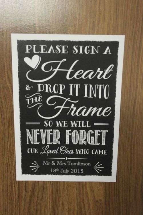 100 x WEDDING DECOR  SHABBY CHIC / RUSTIC / ROMANTIC WOODEN HEARTS FOR TABLE DECOR SCATTERING