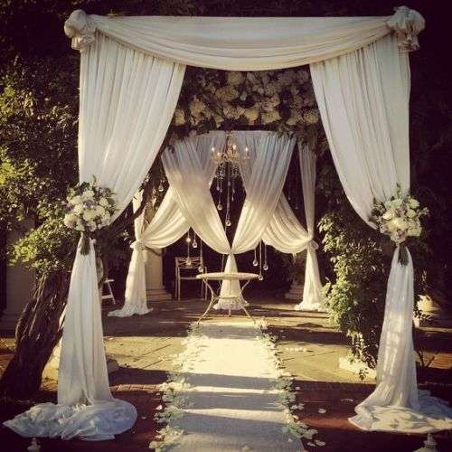 1000 WHITE SILK  ROSE PETALS - SEE BABY YELLOW PETALS FOR 2ND OPTION OF IVORY