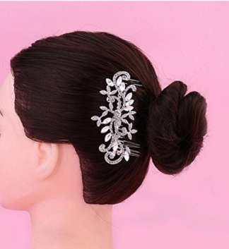 SALE!!  ELEGANT WEDDING BRIDAL HAIR COMB/SLIDE -  CRYSTAL - METAL - BEAUTIFULLY CRAFTED