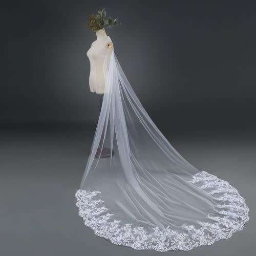 PREMIUM QUALITY LUXURIOUS WHITE 3M  WEDDING VEIL WITH COMB LACE EMBROIDERED BORDER ALSO IN IVORY