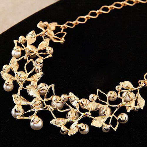 FAUX PEARL AND CRYSTAL CHOKER CHUNKY STATEMENT CHAIN NECKLACE - GOLD