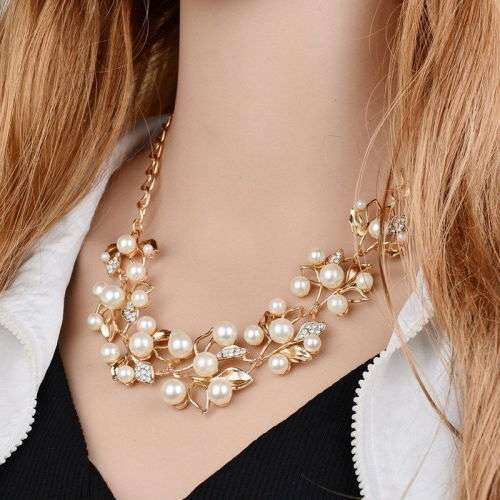 FAUX PEARL AND CRYSTAL CHOKER CHUNKY STATEMENT CHAIN NECKLACE - GOLD