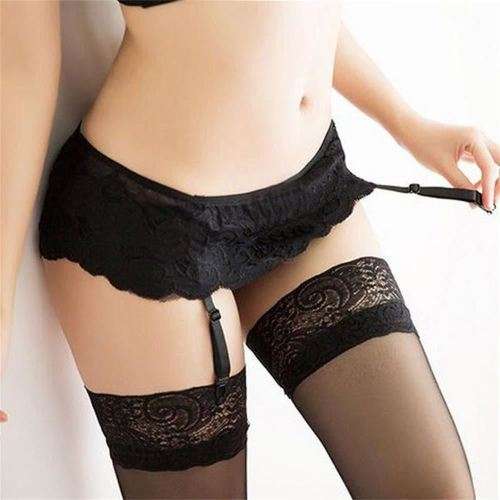 SENSUAL  LINGERIE SUSPENDER SET - BLACK - LACE GARTER, SUSPENDERS AND STOCKING SET