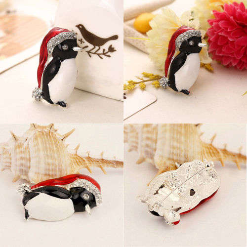 XMAS / CHRISTMAS  BROOCH - CUTE PENGUIN DRESSED UP IN HIS CHRISTMAS HAT WITH CRYSTALS