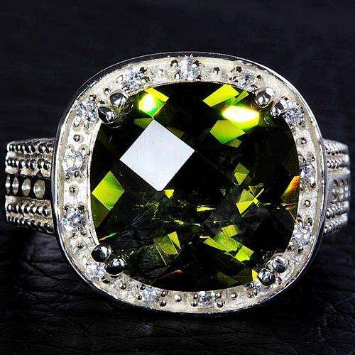 SQUARE CUT PERIDOT CZ RING CRAFTED IN HALLMARKED 925 STERLING SILVER