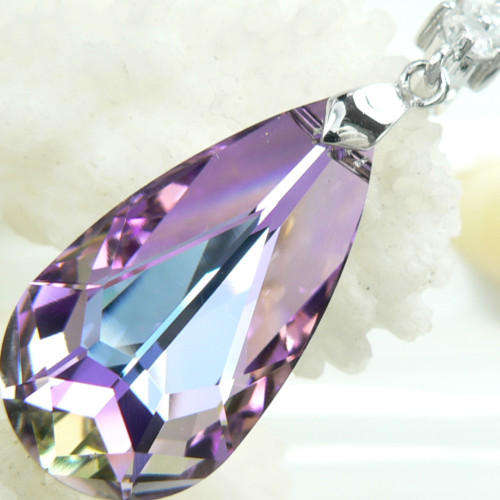 "ABSOLUTELY STUNNING!" SWAROVSKI CRYSTAL PENDANT IN 925 STERLING