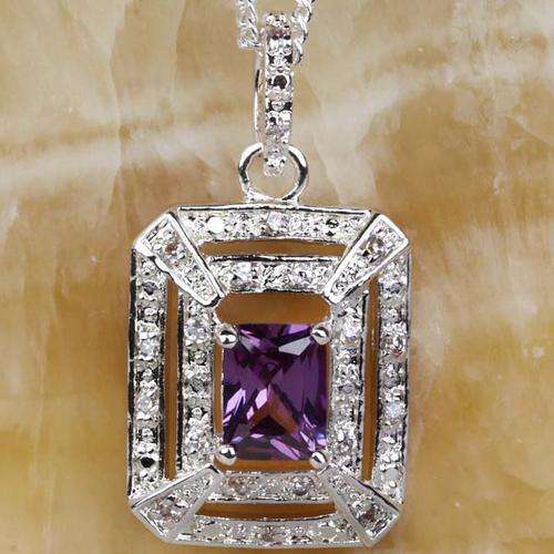"ABSOLUTELY STUNNING!" AMETHYST & WHITE CZ PENDANT CRAFTED IN .925 STERLING SILVER