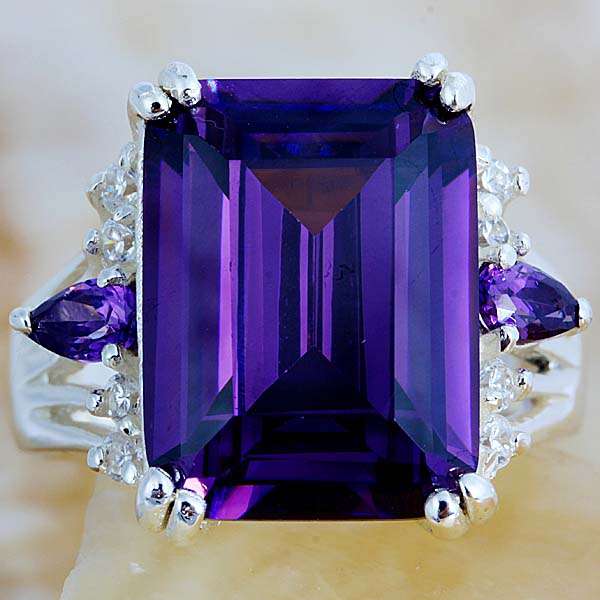 "STOCK CLEARANCE - NEVER TO BE REPEATED!! EMERALD CUT AMETHYST & WHITE QUARTZ RING