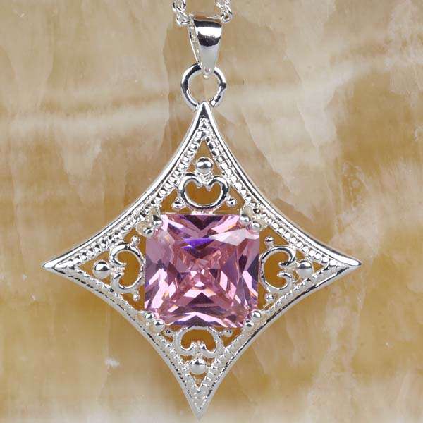 "STOCK CLEARANCE - FANTASTIC SPECIALS!!  PINK  & WHITE QUARTZ PENDANT & CHAIN
