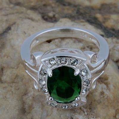 GORGEOUS GREEN EMERALD QUARTZ RING CRAFTD IN 925 STERLING SILVER